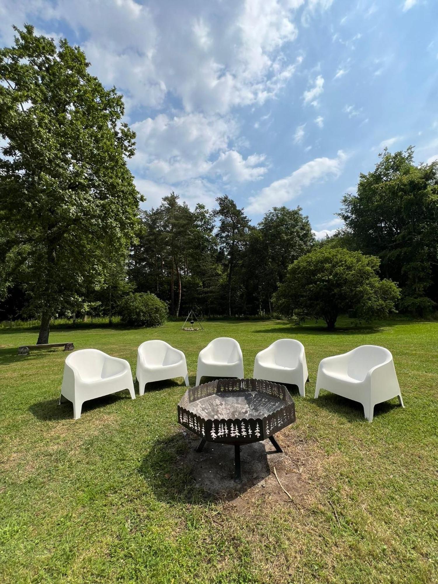 Burtnieka Ezera Maja Villa Valmiera Buitenkant foto